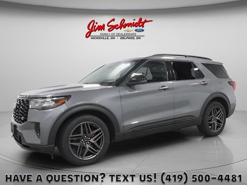 Used 2025 Ford Explorer ST AWD/4WD image 1