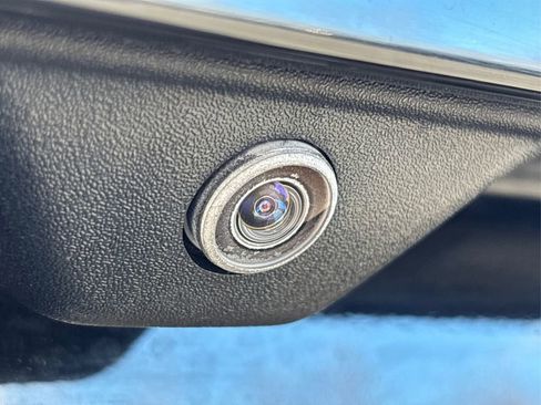 Used 2016 Jeep Renegade Limited image 14