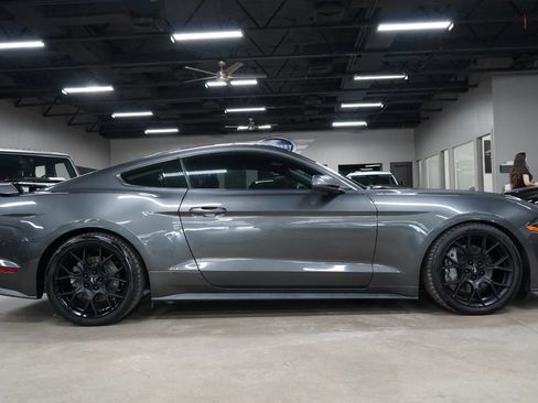 Used 2019 Ford Mustang Premium w/ Ecoboost Performance Package RWD image 6