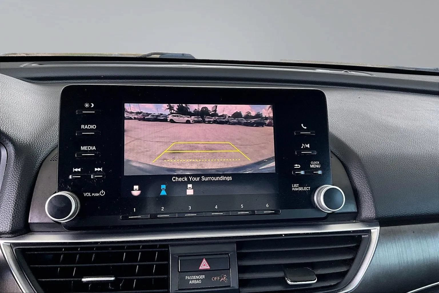 Used 2018 Honda Accord LX image 13
