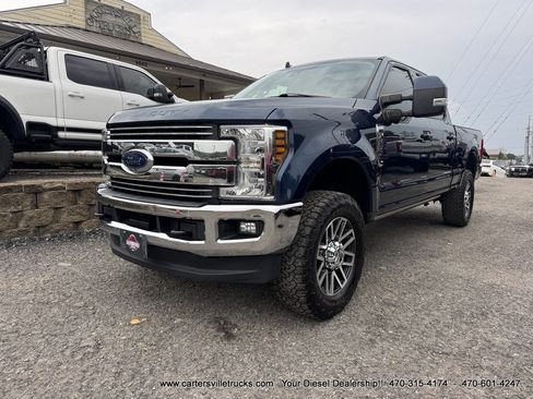 Used 2019 Ford F250 Lariat w/ Lariat Ultimate Package AWD/4WD image 2