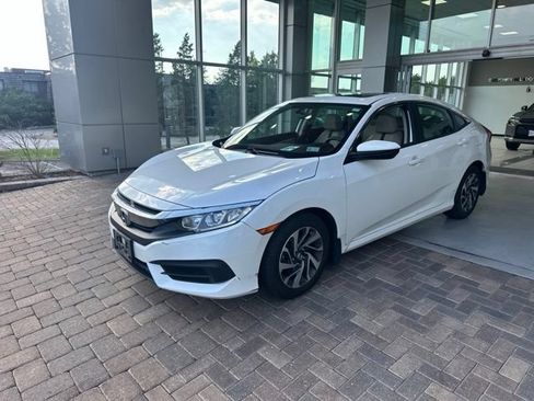 Used 2016 Honda Civic EX image 2