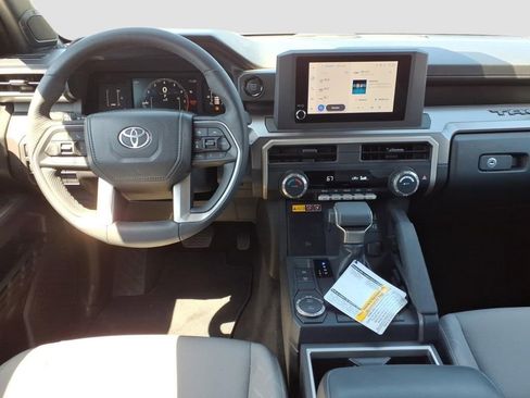 Used 2025 Toyota Tacoma SR5 w/ SR5 Upgrade Package RWD image 14