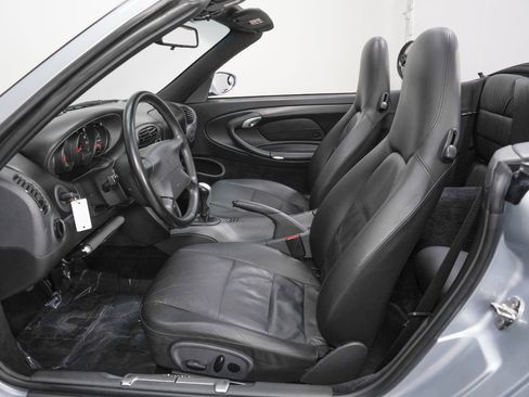 Used 1999 Porsche 911 Carrera image 34