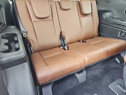 Certified 2023 Subaru Ascent Touring image 12