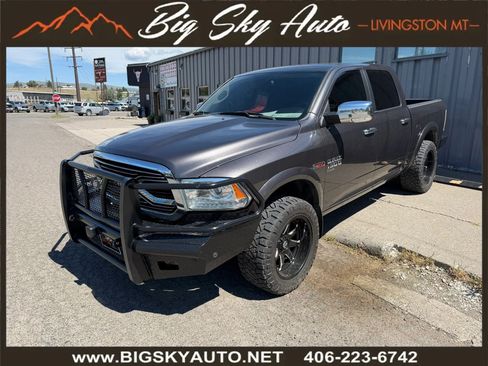 Used 2019 RAM 1500 Laramie w/ Convenience Group AWD/4WD image 3