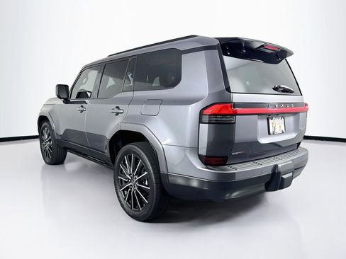 Used 2024 Lexus GX 550 w/ Accessory Package (Z1) AWD/4WD image 7