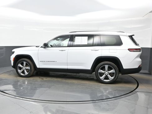 Used 2022 Jeep Grand Cherokee L Limited image 3