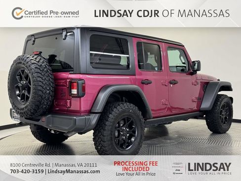 Used 2024 Jeep Wrangler Unlimited Sport AWD/4WD image 9