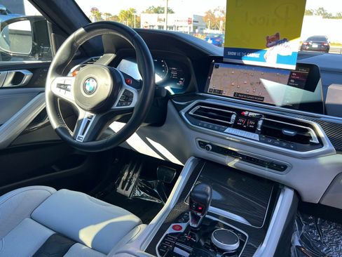 Used 2022 BMW X6 M image 64