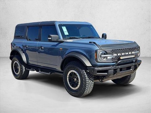 Certified 2023 Ford Bronco Badlands image 3