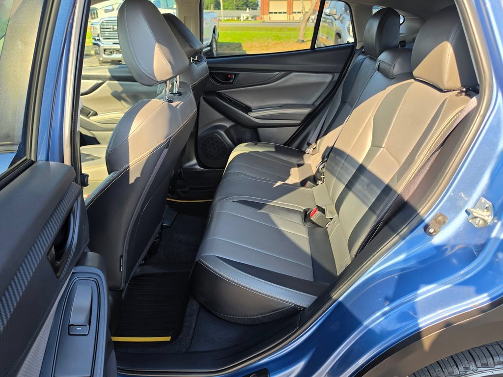 Used 2022 Subaru Crosstrek 2.5i Sport w/ Moonroof Package AWD/4WD image 34