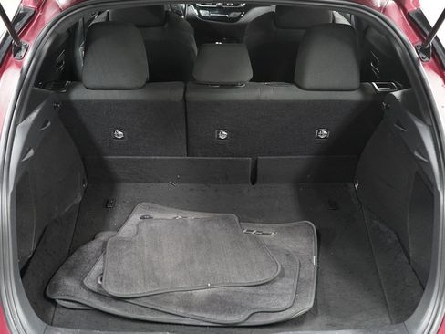Used 2018 Toyota C-HR XLE FWD image 24