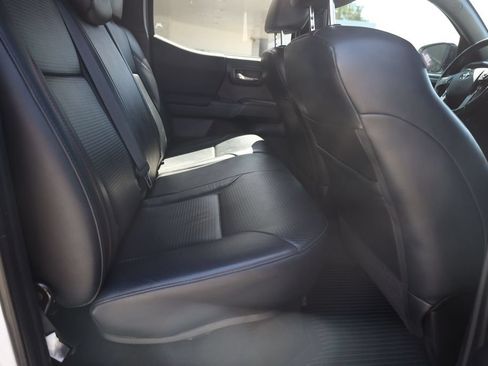 Used 2019 Toyota Tacoma TRD Pro AWD/4WD image 17