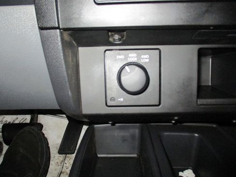 Used 2011 Dodge Dakota Big Horn w/ Skid Plate Group image 23