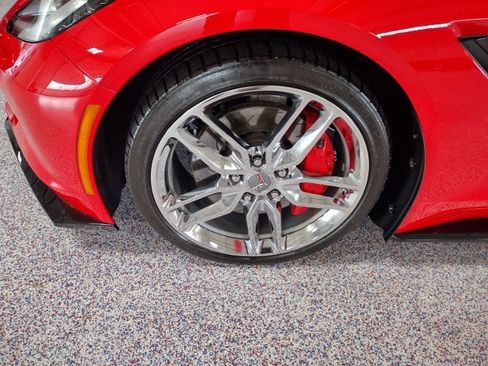 Used 2015 Chevrolet Corvette Stingray Coupe w/ 3LT Preferred Equipment Group RWD image 26