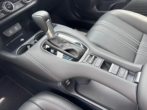Certified 2026 Honda HR-V EX-L image 16