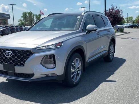 Used 2020 Hyundai Santa Fe Limited image 4