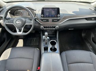 Used 2024 Nissan Altima 2.5 SV FWD video 2