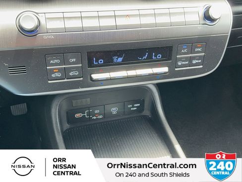 Used 2025 Hyundai Kona SEL AWD/4WD image 23