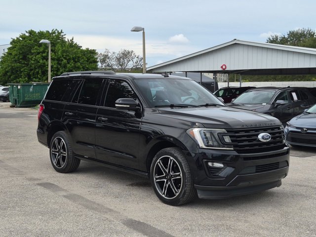 Used 2019 Ford Expedition Limited w/ Equipment Group 303A RWD image 2
