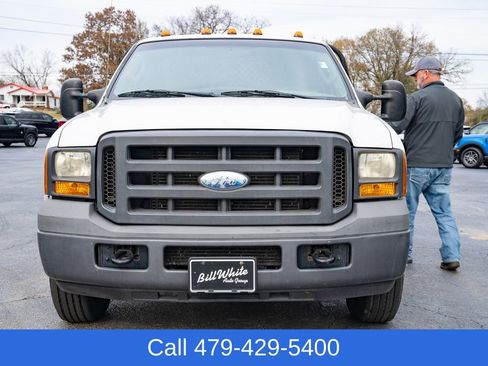Used 2005 Ford F350 XL RWD image 9