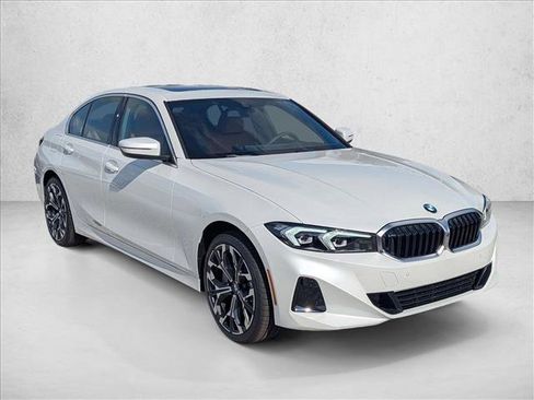 New 2026 BMW 330i xDrive Sedan w/ Convenience Package image 6