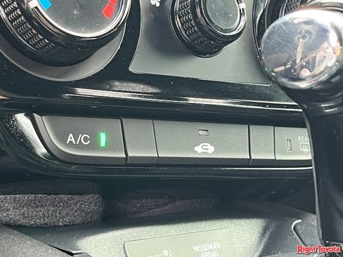 Used 2022 Honda HR-V Sport image 30