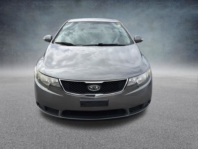 Used 2010 Kia Forte EX w/ Fuel Economy Pkg FWD image 3