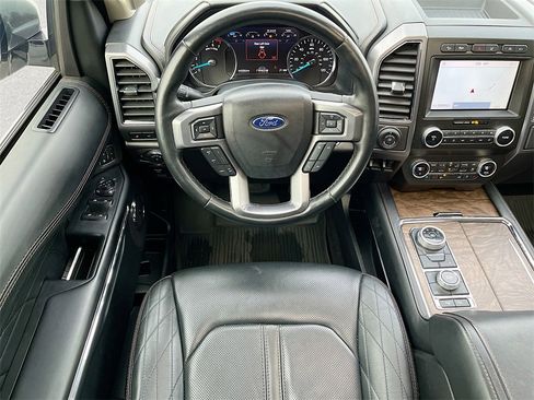 Used 2021 Ford Expedition Platinum image 23