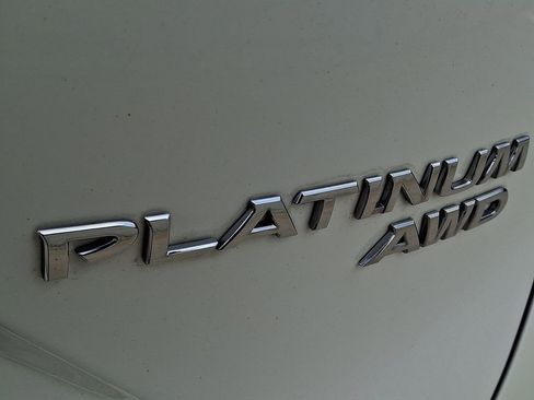 Used 2019 Nissan Murano Platinum w/ Cargo Package image 30