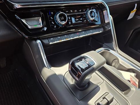 New 2026 GMC Sierra 1500 Denali Ultimate AWD/4WD image 12