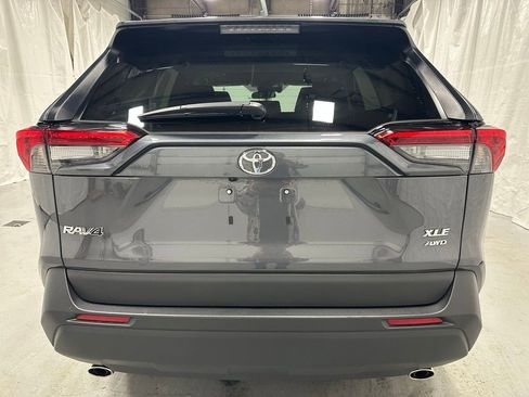 Used 2025 Toyota RAV4 XLE w/ Convenience Package image 6