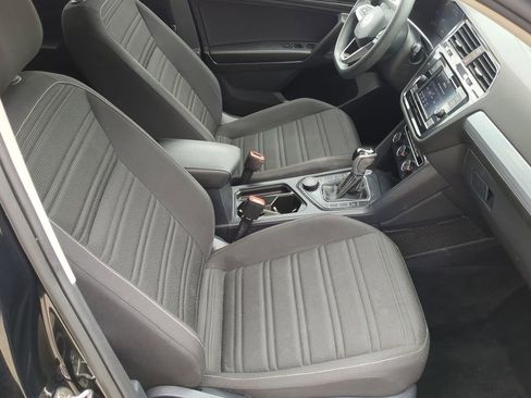 Used 2022 Volkswagen Tiguan S image 16