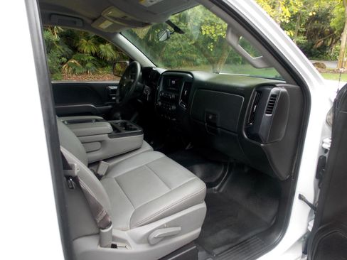 Used 2017 Chevrolet Silverado 1500 W/T image 8