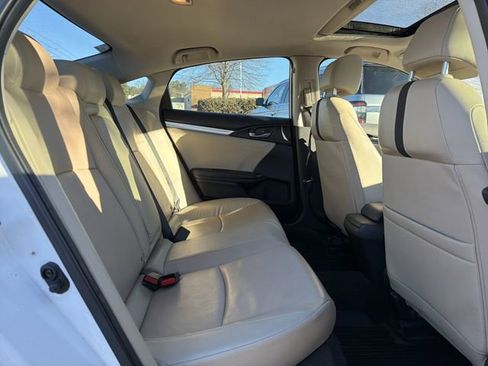 Used 2020 Honda Civic EX-L image 17