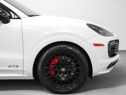 Certified 2023 Porsche Cayenne GTS image 17