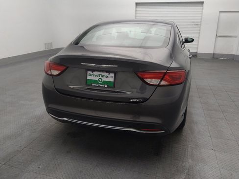 Used 2016 Chrysler 200 Limited image 7