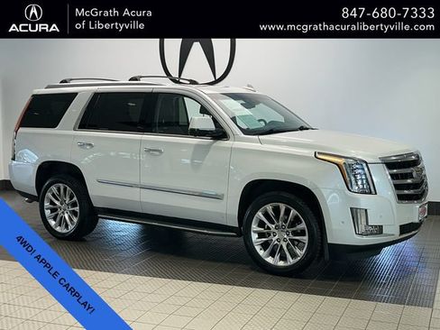 Used 2019 Cadillac Escalade Luxury AWD/4WD image 1