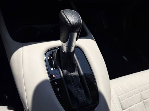 Used 2023 Honda HR-V LX image 19