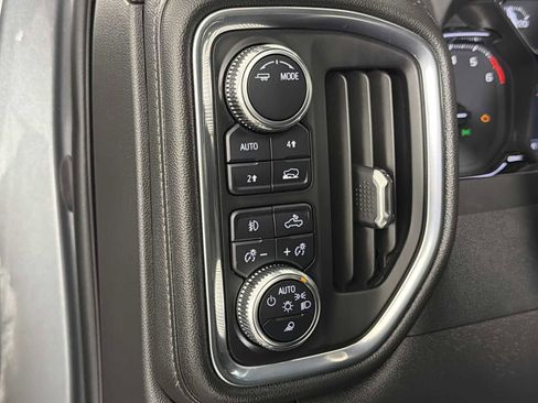 Used 2022 GMC Sierra 1500 SLT w/ SLT Premium Package image 31