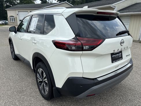 Used 2023 Nissan Rogue SV w/ SV Premium B Package AWD/4WD image 8