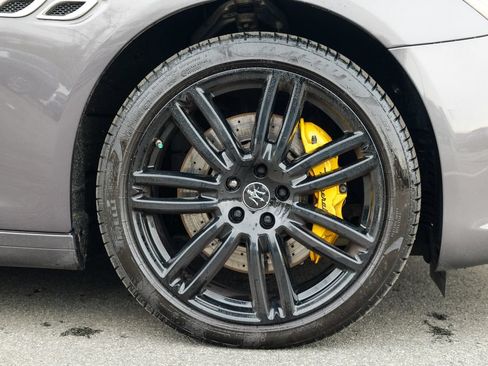 Certified 2023 Maserati Quattroporte Modena Q4 AWD/4WD image 12