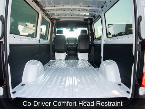 Used 2025 Mercedes-Benz Sprinter 144 Cargo image 24