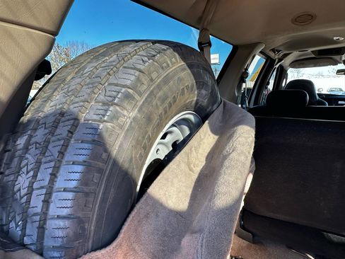 Used 2005 Ford Excursion Eddie Bauer image 14