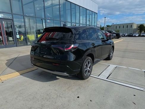 Used 2024 Honda HR-V EX-L image 4