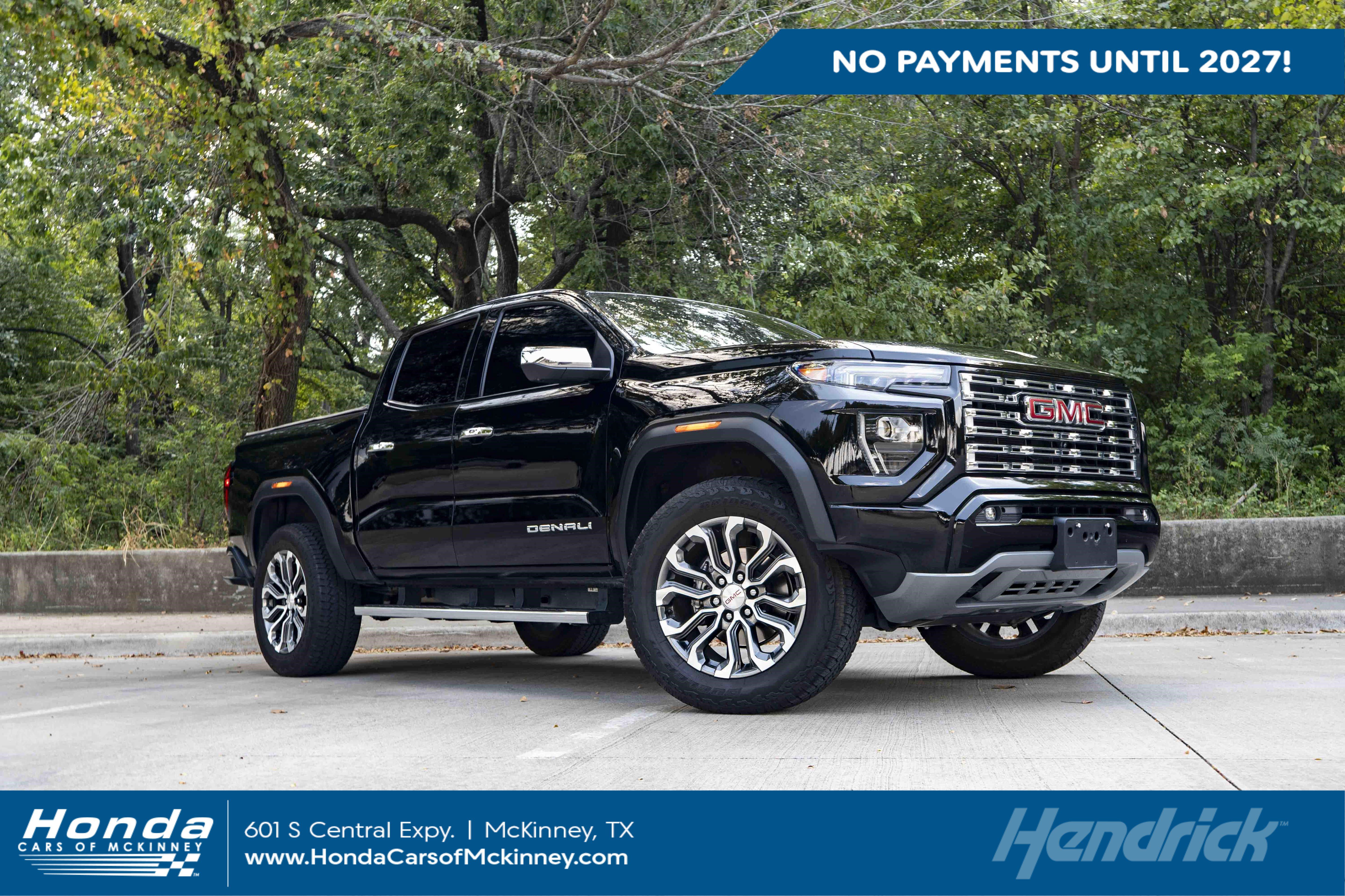 Used 2025 GMC Canyon Denali AWD/4WD image 1