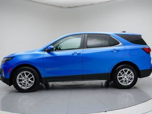 Used 2024 Chevrolet Equinox LT FWD image 3