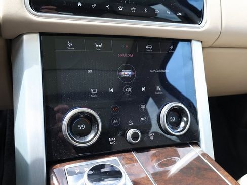 Used 2022 Land Rover Range Rover Westminster Edition image 33