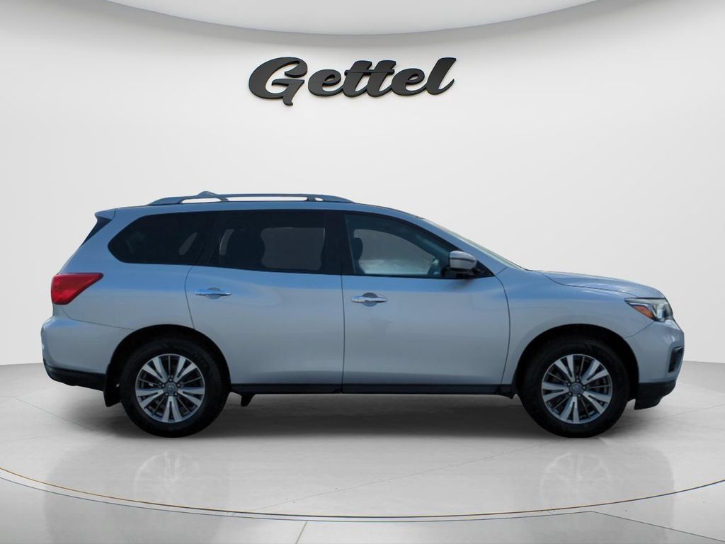 Used 2020 Nissan Pathfinder S FWD image 6